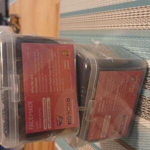 Lot of 2-- FACEMADE Triangle 6 Pcs. Face Powder Puff w/Case wet dry ma…